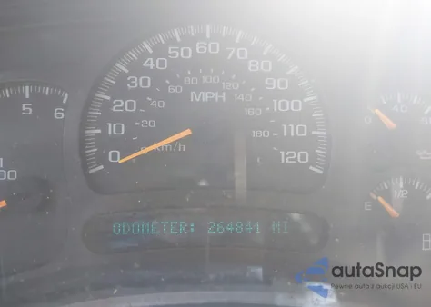 2005 Chevrolet Suburban 1500 Lt из США, поврежденный, VIN 3GNFK16Z85G188373